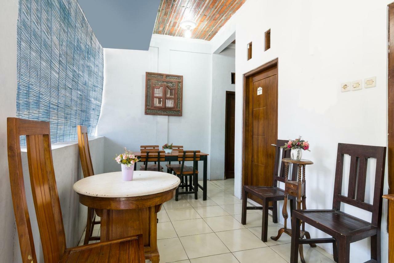 Oyo 857 Pakuncen Malioboro Syariah Hotel Yogyakarta Exterior photo